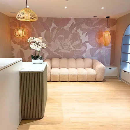 Hotel Brit Piscine & - Fougeres Lecousse