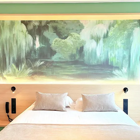 Hotel Brit Piscine & - Fougeres
